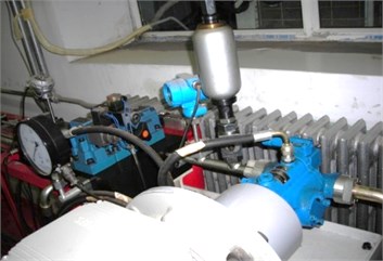 Experimental test plunger pump rig