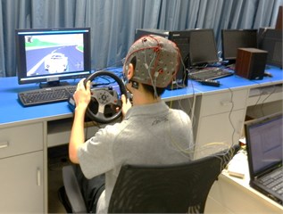 EEG signal acquisition on a simulated driving platform