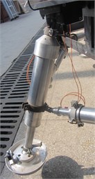 Pull-wire displacement sensor  on primary pillar