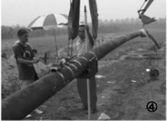 The picture of pipeline lifting process