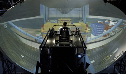 GlobalSim company’s ML4000 type crane simulator of MasterLiftTM series
