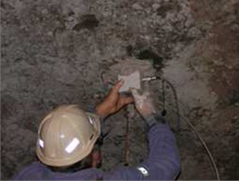 The accelerometer located on the mining corridor roof