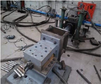 Test setup of shear fracture tests