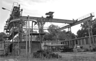 Experimental research crane – Research and Development Centre of Cranes Transport  and Equipment “Detrans” in Bytom, movable winch, arm of the guide rollers