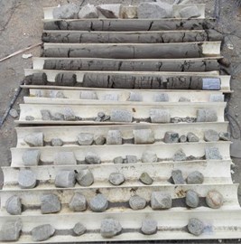 Rock cores obtained before blasting and after blasting
