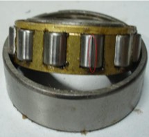Different fault of rolling element bearing created by EDM