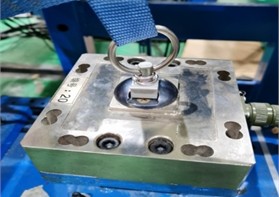 Triaxial force sensors at constraint points