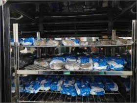 Freeze-thaw test (Photos taken by Wen-qi Kou in the Geotechnical Engineering Laboratory, Inner Mongolia Agricultural University, Hohhot, China, in June 2024)