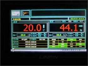 Freeze-thaw test (Photos taken by Wen-qi Kou in the Geotechnical Engineering Laboratory, Inner Mongolia Agricultural University, Hohhot, China, in June 2024)