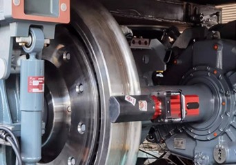 Wheel profile measuring system of motor car: a) side view; b) front view; c) measured and simulated wheel wear distribution; d) measured and simulated maximum wheel wear depth. Fig. 7(a) and (b) were taken by Jie Hu in Qingdao in July 2025
