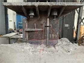 Crack depth and width at the tower-foundation connection