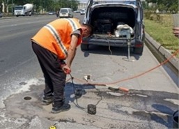 Kern extraction process. Photographer Amanova N., Termez city 2022