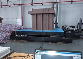 Shaking table and loading system. Image credit: Xukai Tan,  State Key Laboratory of Mountain Bridge and Tunnel Engineering, 2025