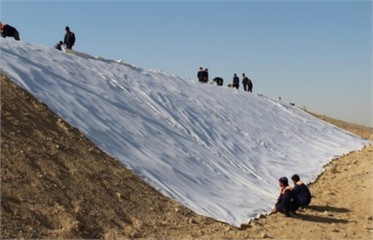 Installation of geosynthetic materials on the slopes of the railway subgrade at the selected site