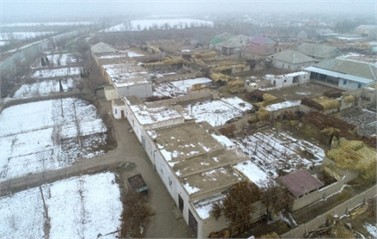 Current state of residential buildings in the Khorezm region, Uzbekistan. Photo by Ravshan Savutov in Shovot district, Madaniyat MFY, “Bunyodkor” street, on November 11, 2025