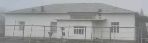 Exterior view of the building. Photo by Ravshan Savutov in Shovot district, Katqal’a MFY, “Billur” street, on February 19, 2026