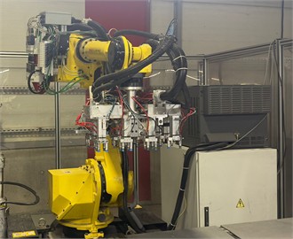 Integrated 6-axis robot manipulator and end-effector structure.  Photo by Altuğ Pirselimoğlu, Amasya, Türkiye, June 12, 2025