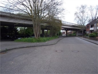 Views of the Spyckstraße bridge. by the authors, on 16.10.2024, on the Spyckstraße Road in the city of Kleve (Germany)